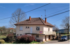 1-676-015, Maison à rénover idéalement située 